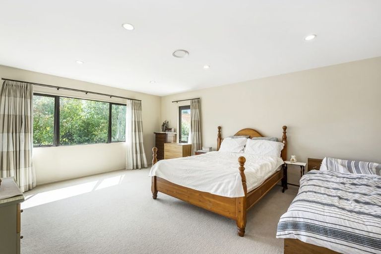 Photo of property in 23 Ballymore Drive, Pinehill, Auckland, 0632