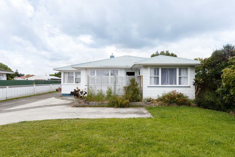 Photo of property in 582 Pioneer Highway, Highbury, Palmerston North, 4412