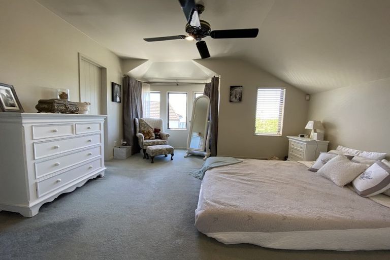 Photo of property in 12/48 Schnapper Rock Road, Schnapper Rock, Auckland, 0632