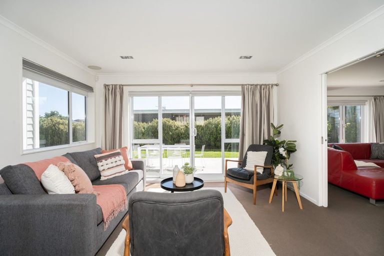 Photo of property in 64 Woodridge Drive, Woodridge, Wellington, 6037