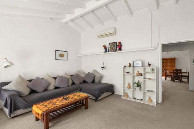 Photo of property in 75a Avondale Road, Taradale, Napier, 4112