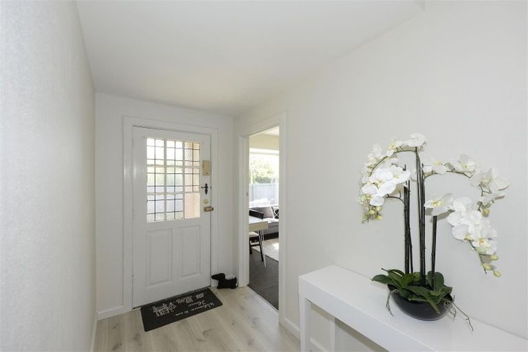 Photo of property in 164 Blighs Road, Strowan, Christchurch, 8052