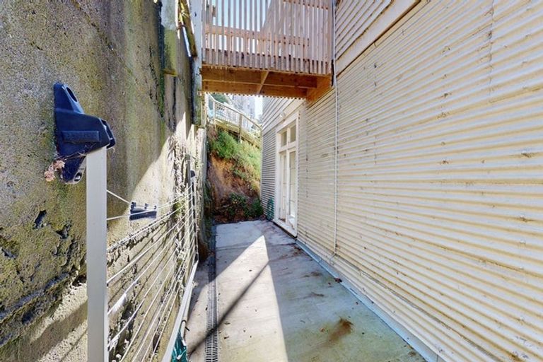 Photo of property in 30 Devon Street, Aro Valley, Wellington, 6021