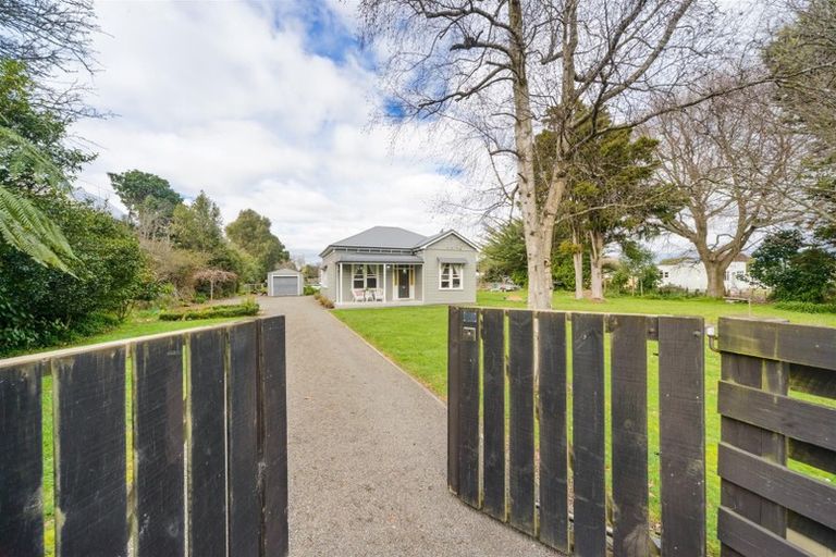 Photo of property in 93 Pukepapa Road, Marton, 4710