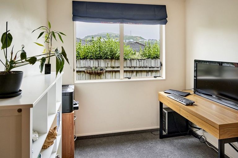 Photo of property in 3 Musket Lane, Whitby, Porirua, 5024