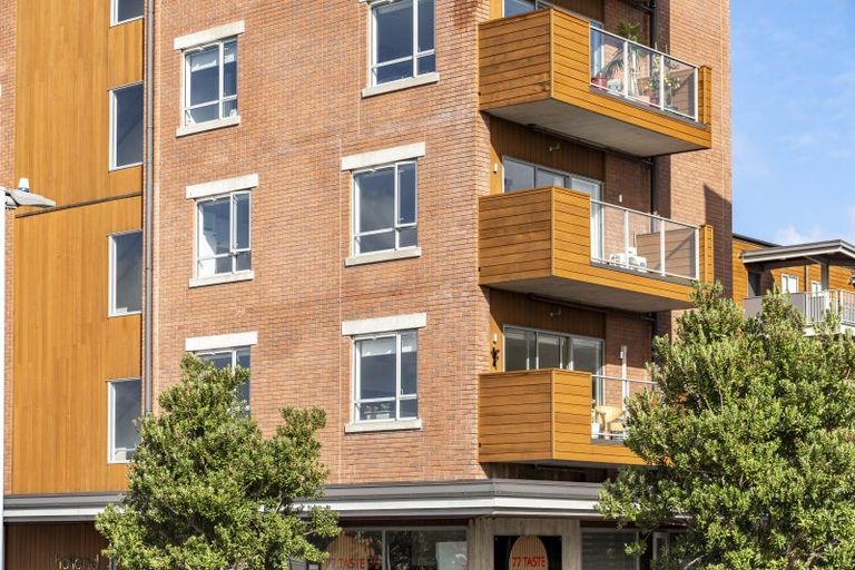 Photo of property in 201/160a Hobsonville Point Road, Hobsonville, Auckland, 0616