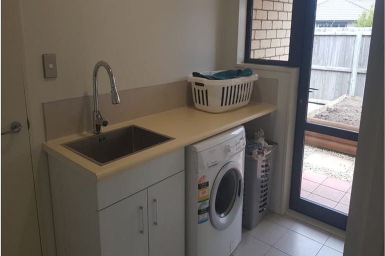 Photo of property in 8 Henley Close, Rolleston, 7614