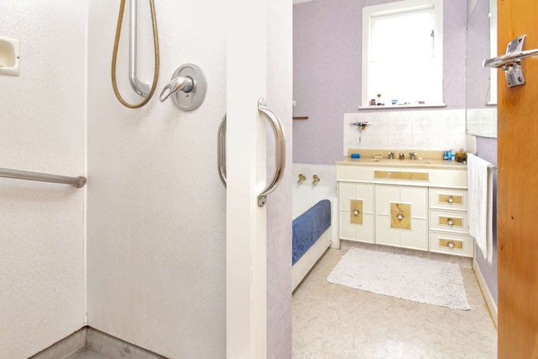 Photo of property in 6 Maunder Street, Marton, 4710