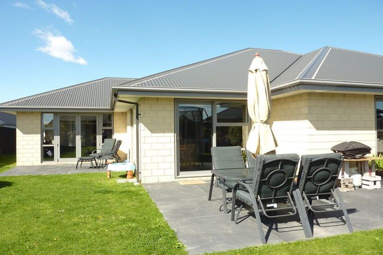 Photo of property in 14 Genoa Avenue, Rolleston, 7614