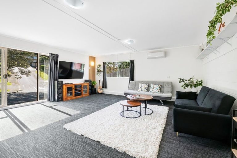 Photo of property in 53 Ferry Road, Arkles Bay, Whangaparaoa, 0932
