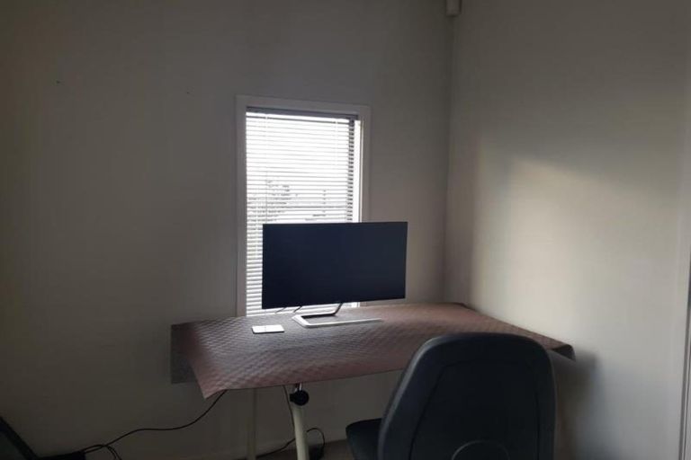 Photo of property in 9c Champion Street, Edgeware, Christchurch, 8013