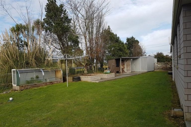 Photo of property in 22 Snodgrass Road, Westport, 7892