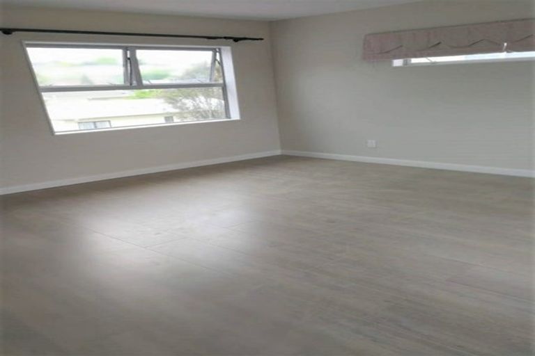 Photo of property in 61 Moore Street, Howick, Auckland, 2014