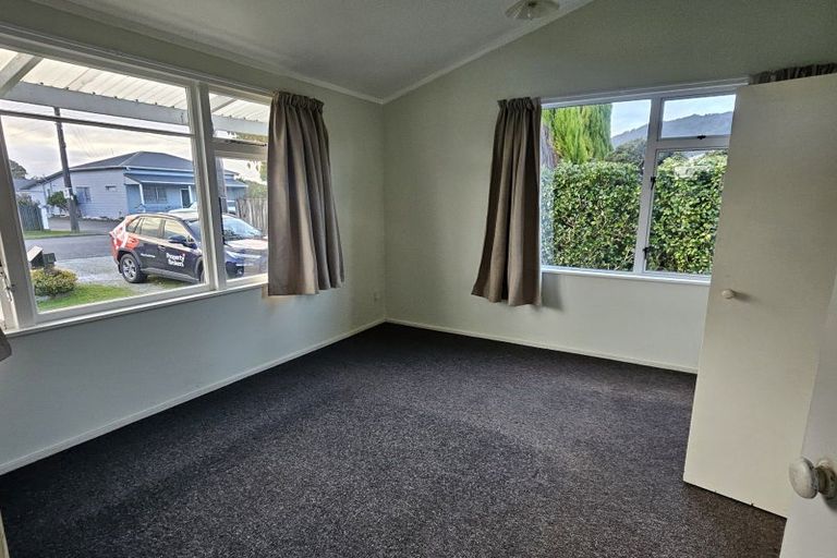 Photo of property in 47 Sturge Street, Cobden, Greymouth, 7802