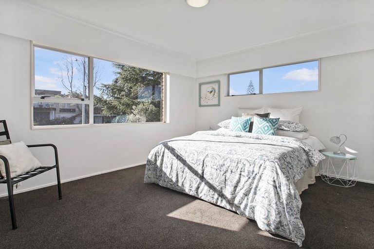 Photo of property in 1/72 Stanaway Street, Hillcrest, Auckland, 0627