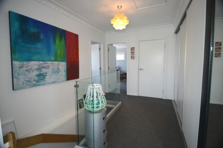 Photo of property in 61 Hinewa Road, Otumoetai, Tauranga, 3110