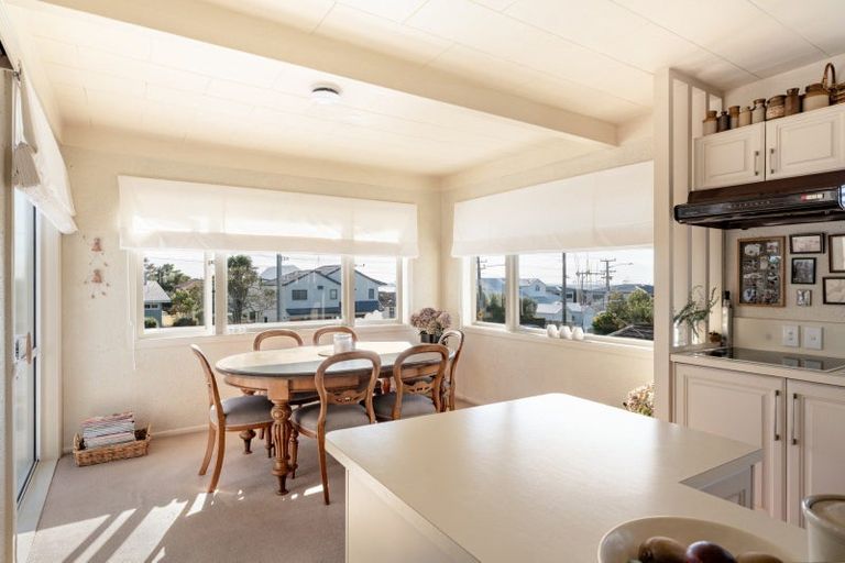 Photo of property in 43 Hinewa Road, Otumoetai, Tauranga, 3110