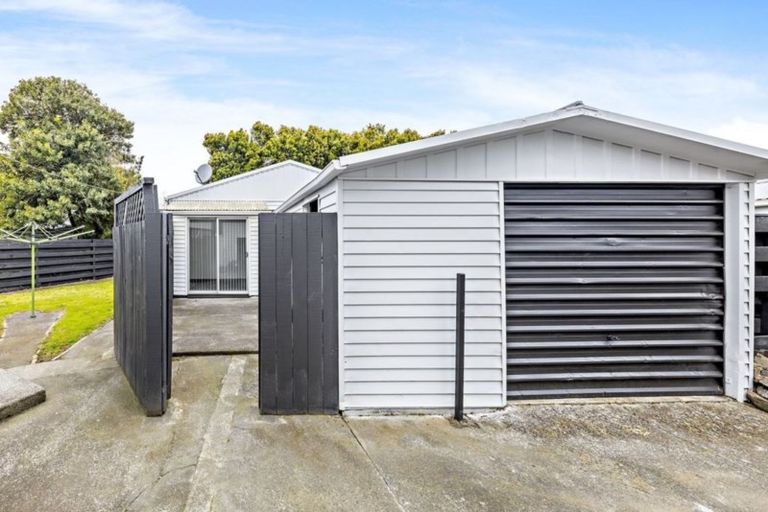 Photo of property in 22 Killington Crescent, Mangere, Auckland, 2022