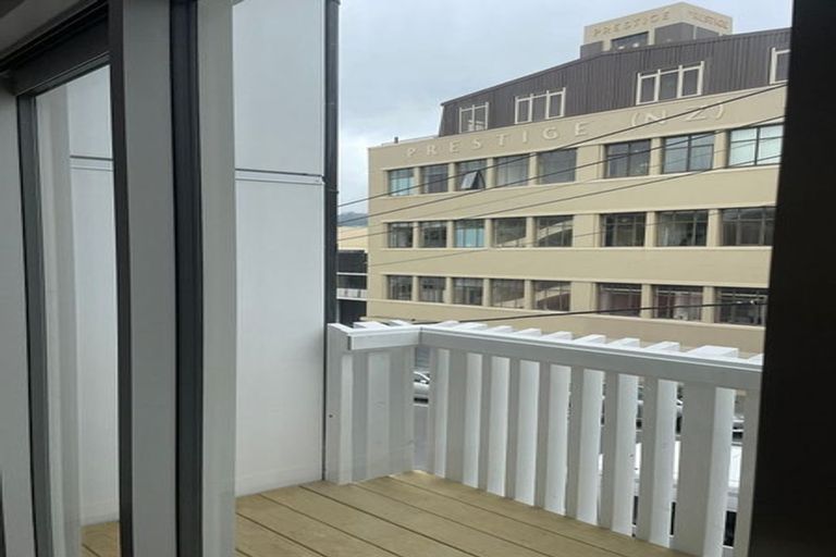 Photo of property in 30u5 Pirie Street, Mount Victoria, Wellington, 6011