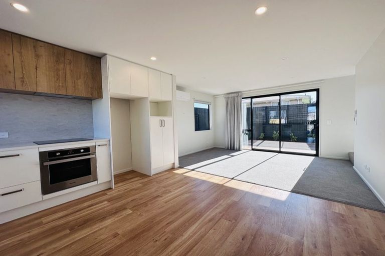 Photo of property in 9/9 Marcroft Street, Woolston, Christchurch, 8062