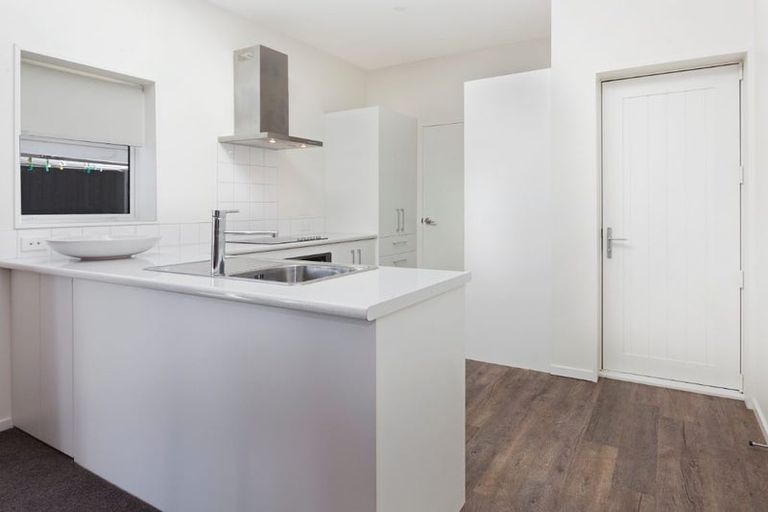 Photo of property in 2/10 George Street, Riccarton, Christchurch, 8041