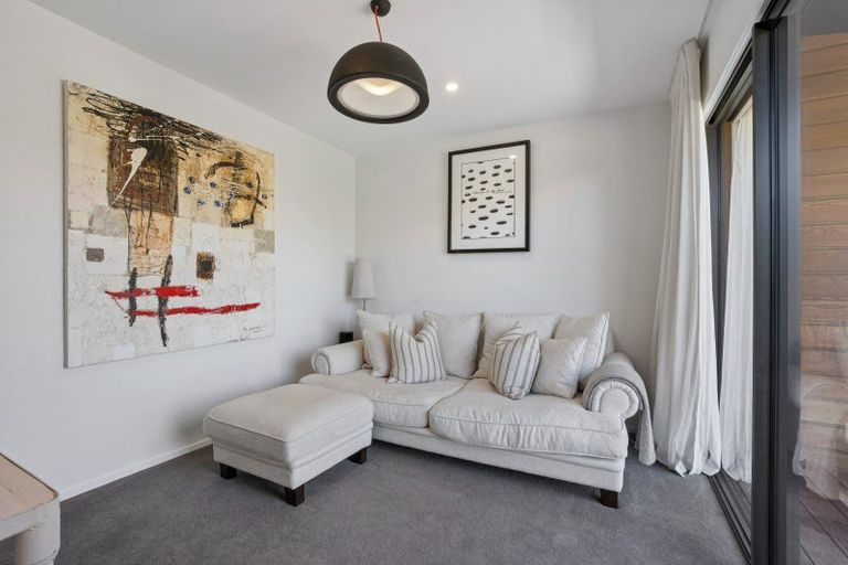 Photo of property in 4 Durness Court, Jacks Point, Queenstown, 9371