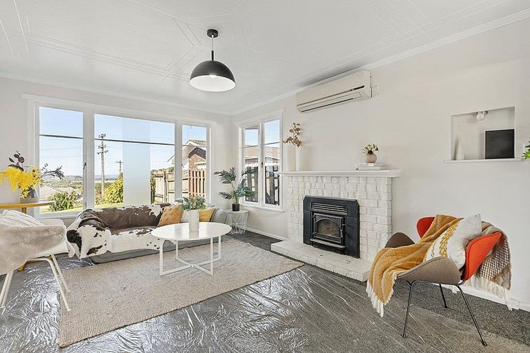 Photo of property in 18 Prangley Avenue, Mangere, Auckland, 2022