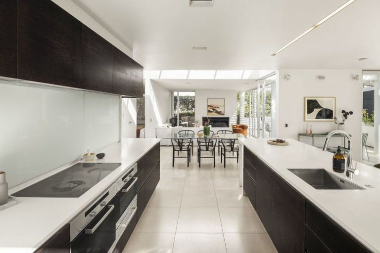 Photo of property in 1 Hamilton Parade, Hamilton Central, Hamilton, 3204