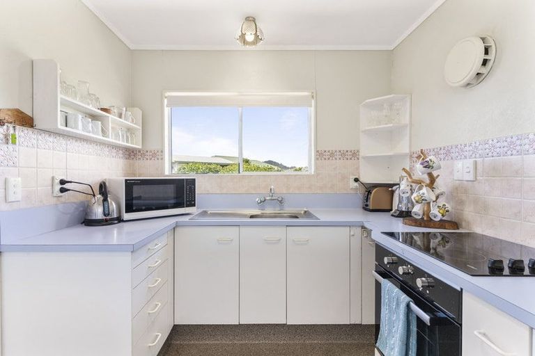 Photo of property in 1/1 Campbell Close, Whangamata, 3620