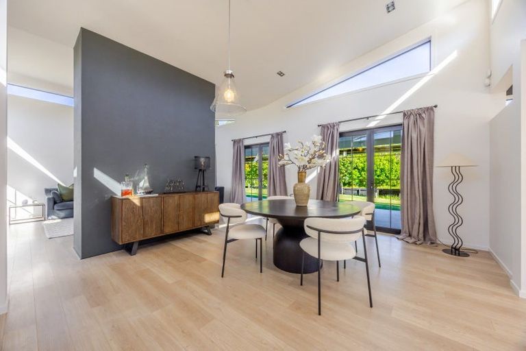 Photo of property in 80 Kent Terrace, Taradale, Napier, 4112