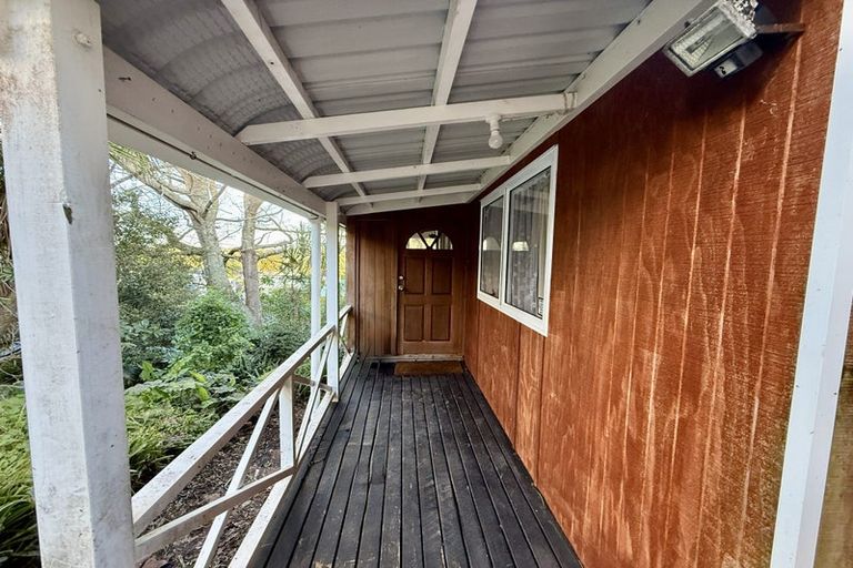 Photo of property in 2 Stanley Road, Glenfield, Auckland, 0629