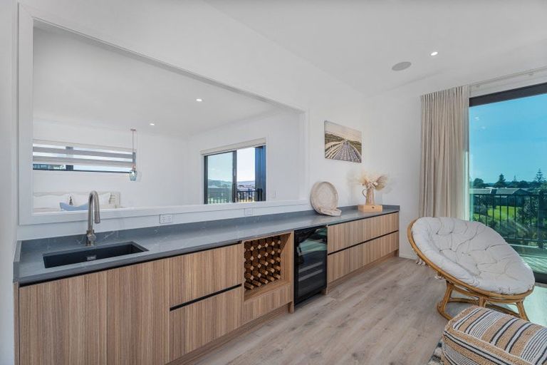 Photo of property in 17 Fred Harsant Drive, Cooks Beach, 3591