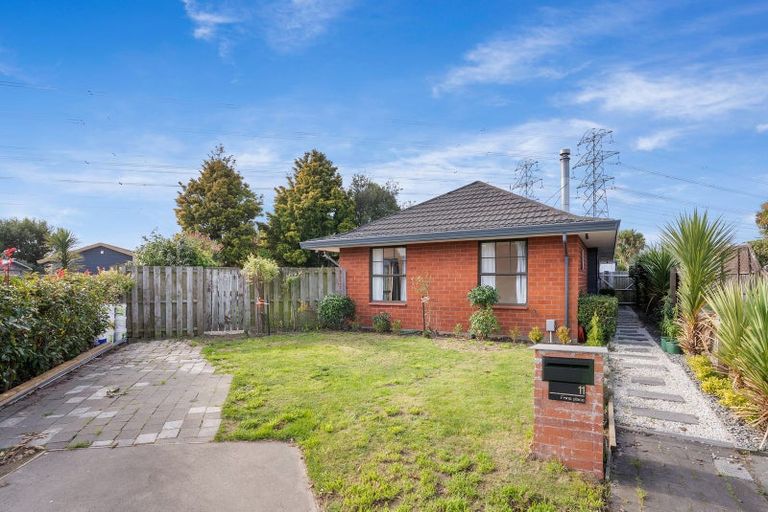 Photo of property in 11 Fiona Place, Hei Hei, Christchurch, 8042