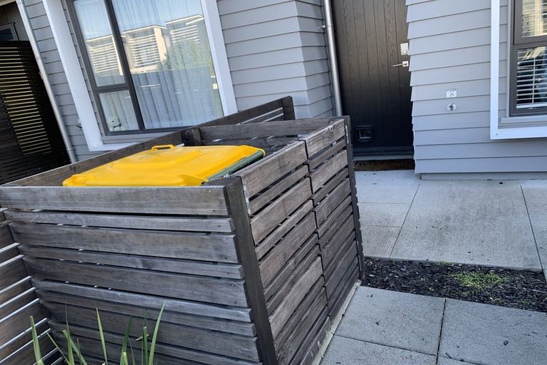 Photo of property in 24 Spotted Dove Road, Hobsonville, Auckland, 0616