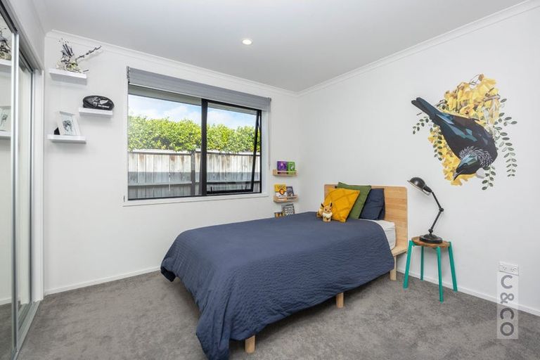 Photo of property in 19 Pohutukawa Parade, Riverhead, 0820
