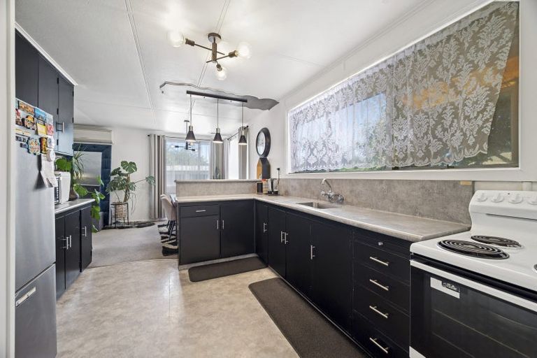 Photo of property in 105 Fairy Springs Road, Fairy Springs, Rotorua, 3015
