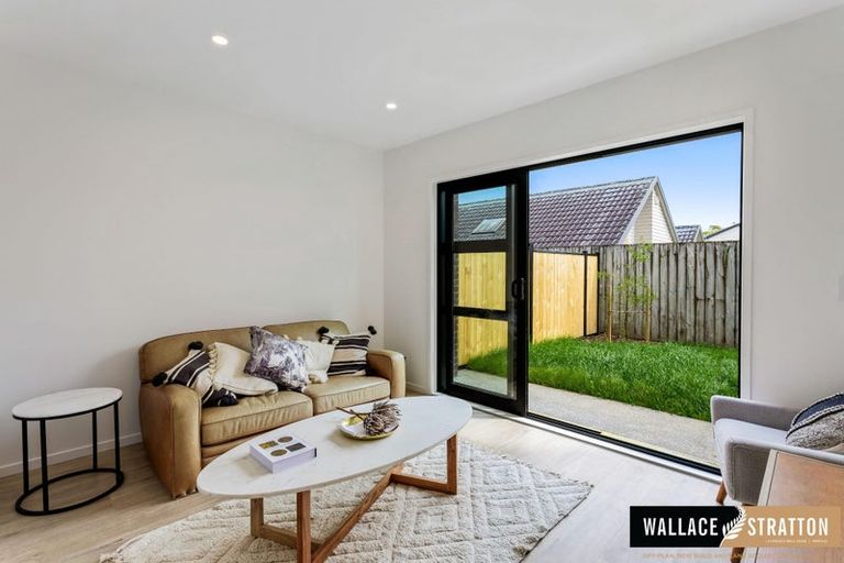 Photo of property in 148 Mcleod Road, Te Atatu South, Auckland, 0610