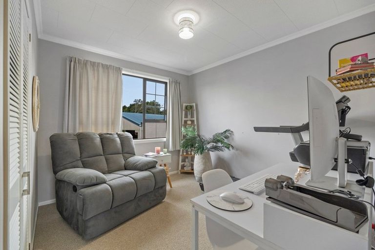 Photo of property in 6 Shakespeare Street, Stratford, 4332