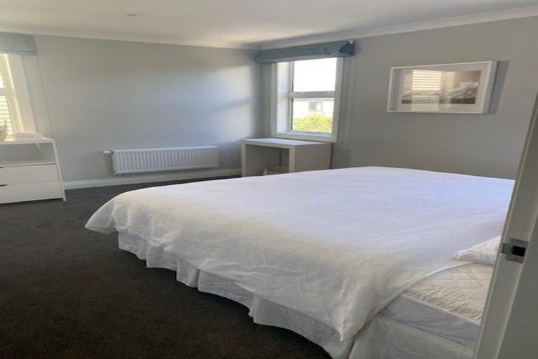 Photo of property in 20c Reef Street, Island Bay, Wellington, 6023