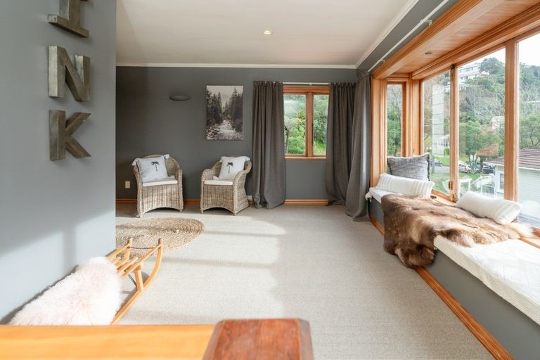 Photo of property in 35 The Rigi, Northland, Wellington, 6012