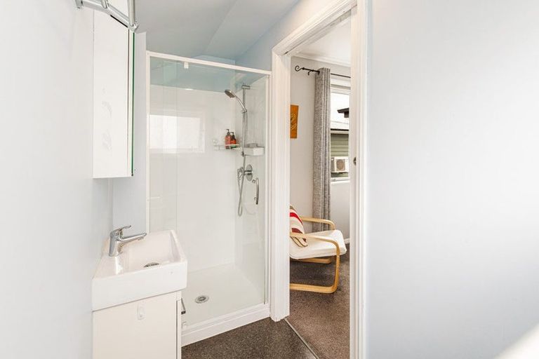 Photo of property in 91 Don Buck Road, Massey, Auckland, 0614