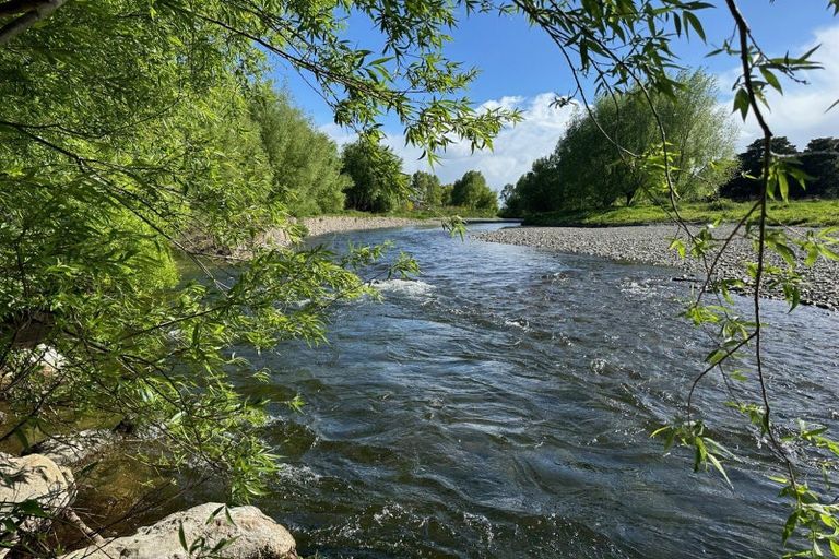 Photo of property in 64 Matahiwi Road, Matahiwi, Masterton, 5888