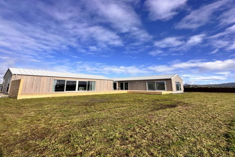 Photo of property in 218 Hamiora Street, Matarangi, 3592