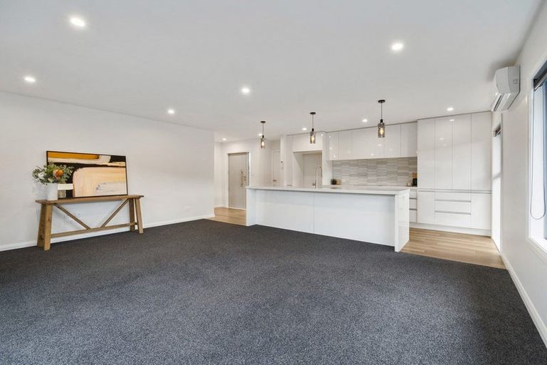 Photo of property in 2 Serenity Crescent, Kelvin Grove, Palmerston North, 4414