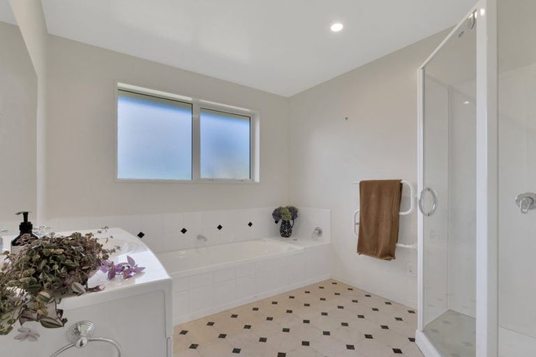 Photo of property in 53 Roscrea Place, Swannanoa, Kaiapoi, 7692