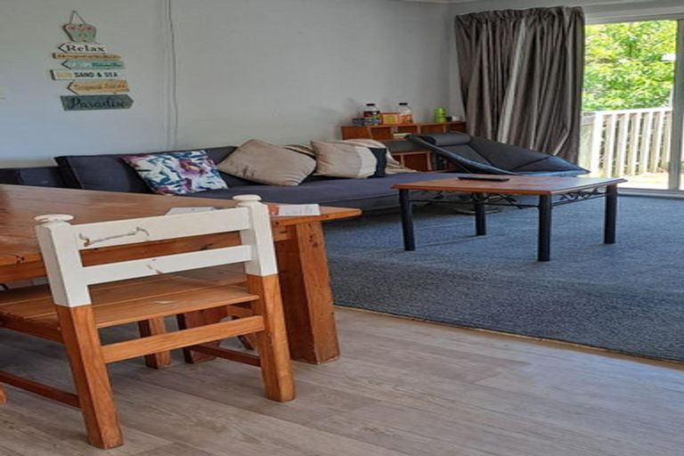 Photo of property in 4b Moana Crescent, Kennedy Bay, Coromandel, 3583
