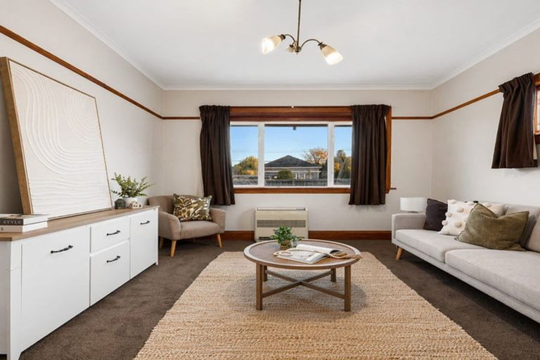 Photo of property in 11 Wyon Street, Linwood, Christchurch, 8062