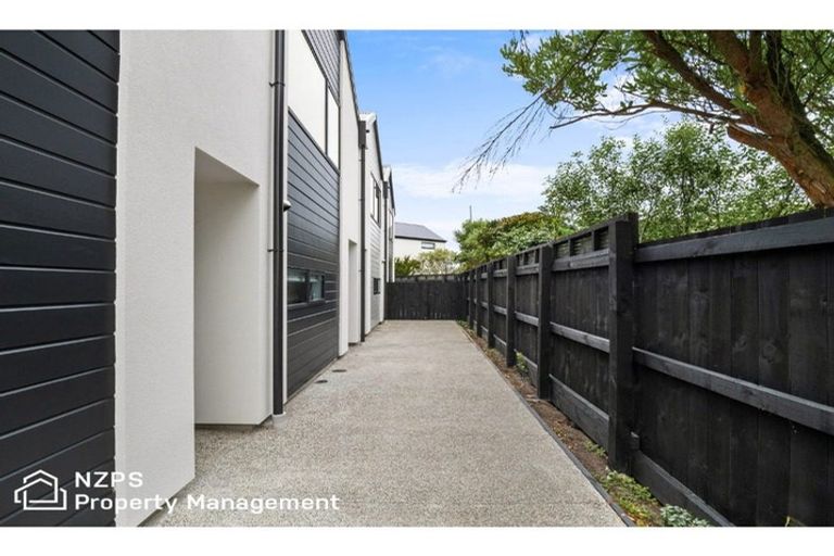 Photo of property in 67f Royal Crescent, Saint Kilda, Dunedin, 9012