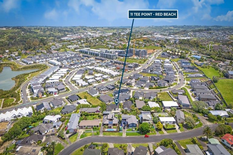 Photo of property in 11 Tee Point, Red Beach, 0932