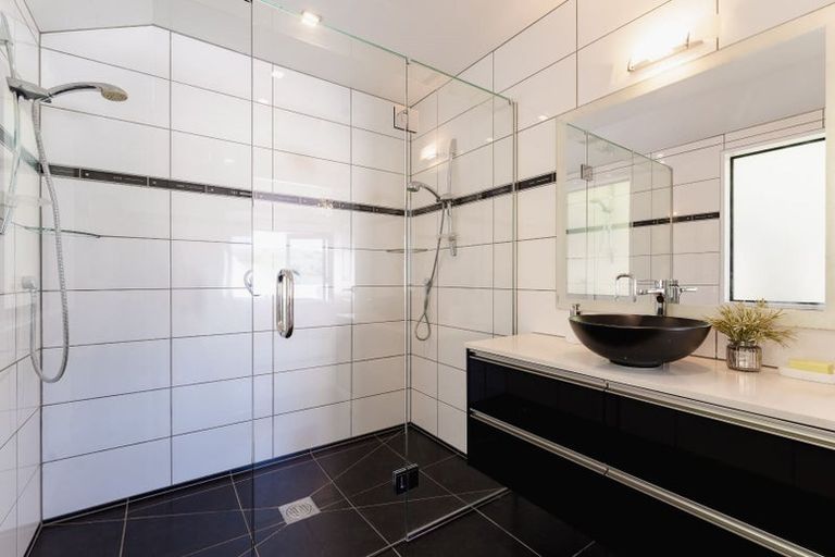 Photo of property in 214 Gladstone Road North, Mosgiel, 9024